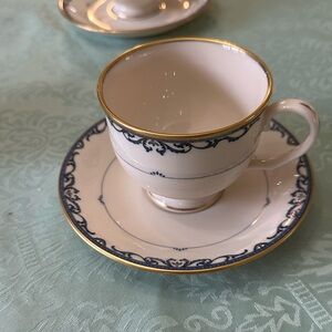 LENOX PRESIDENTIAL COLLECTION LIBERTY FOOTED CUP AND SAUCER 🦅